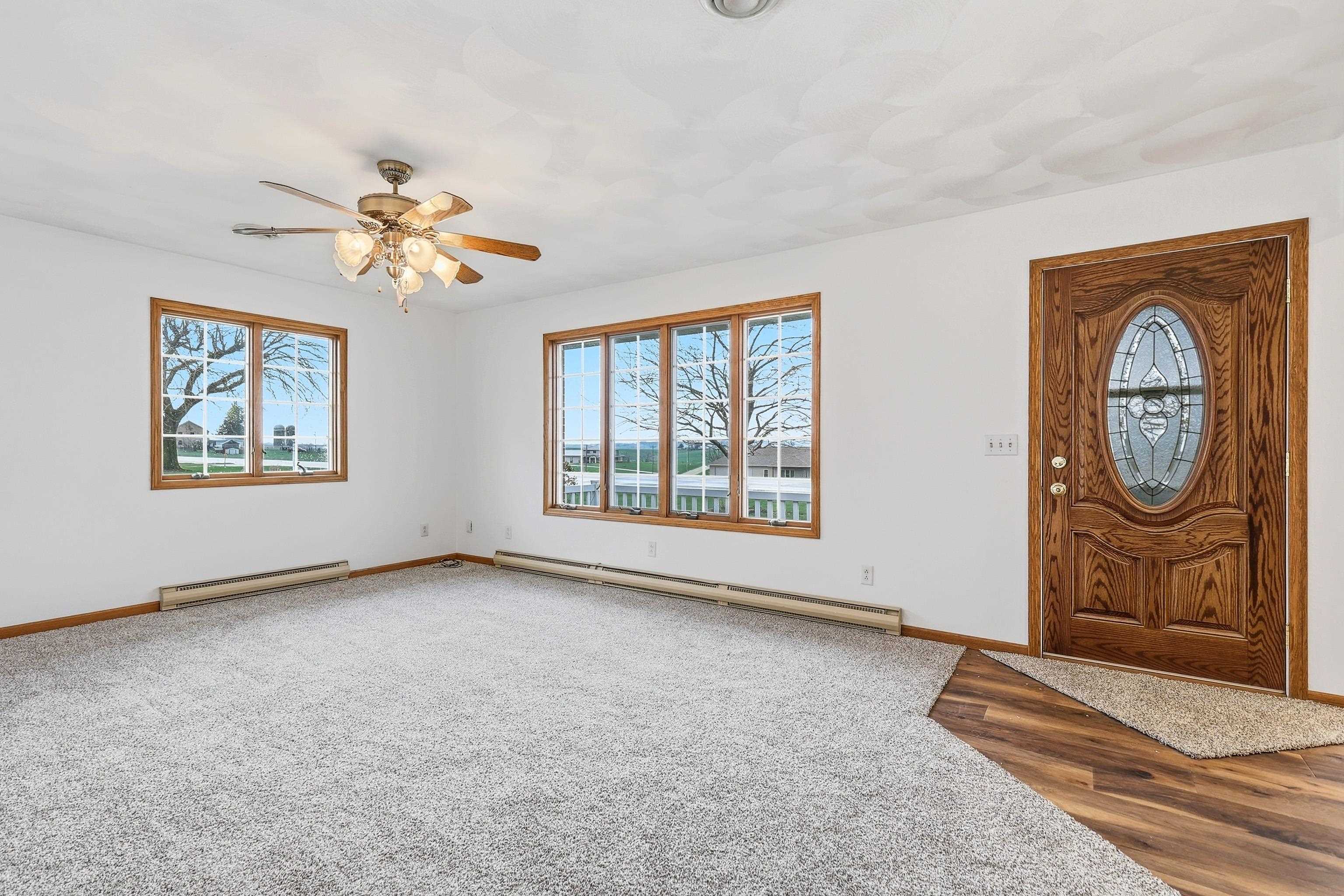19468 3rd Route Durango, IA 52039 - Photo 3 of 33 Gallery Image 3