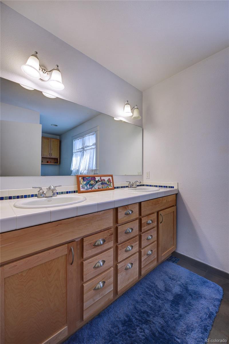 1033 Yale Circle Boulder, CO 80305 - Photo 28 of 40