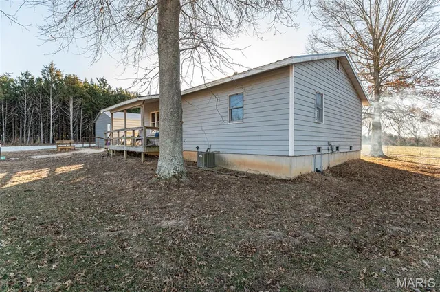 $287,500 | 21092 Hwy P, Vichy, MO 65580