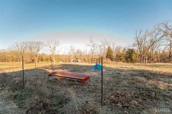 $287,500 | 21092 Hwy P, Vichy, MO 65580