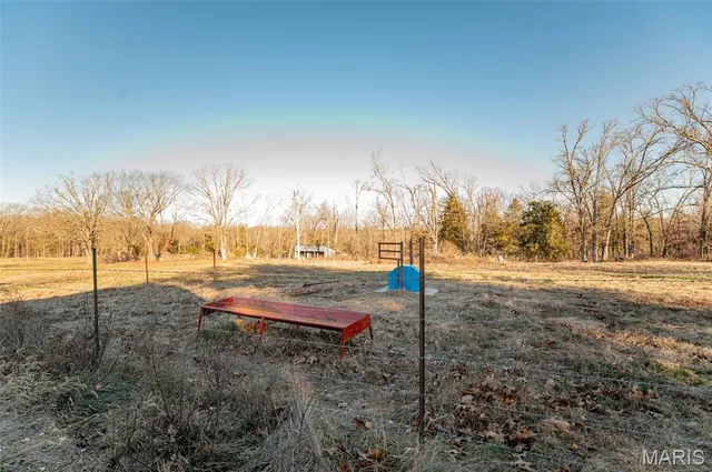 $287,500 | 21092 Hwy P, Vichy, MO 65580