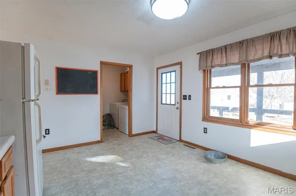 $287,500 | 21092 Hwy P, Vichy, MO 65580