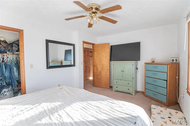 $287,500 | 21092 Hwy P, Vichy, MO 65580