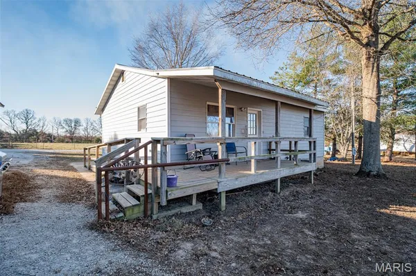 $287,500 | 21092 Hwy P, Vichy, MO 65580