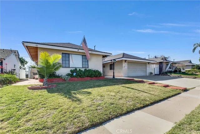 $1,050,000 | 2520 Redcoach Lane, La Habra, CA 90631