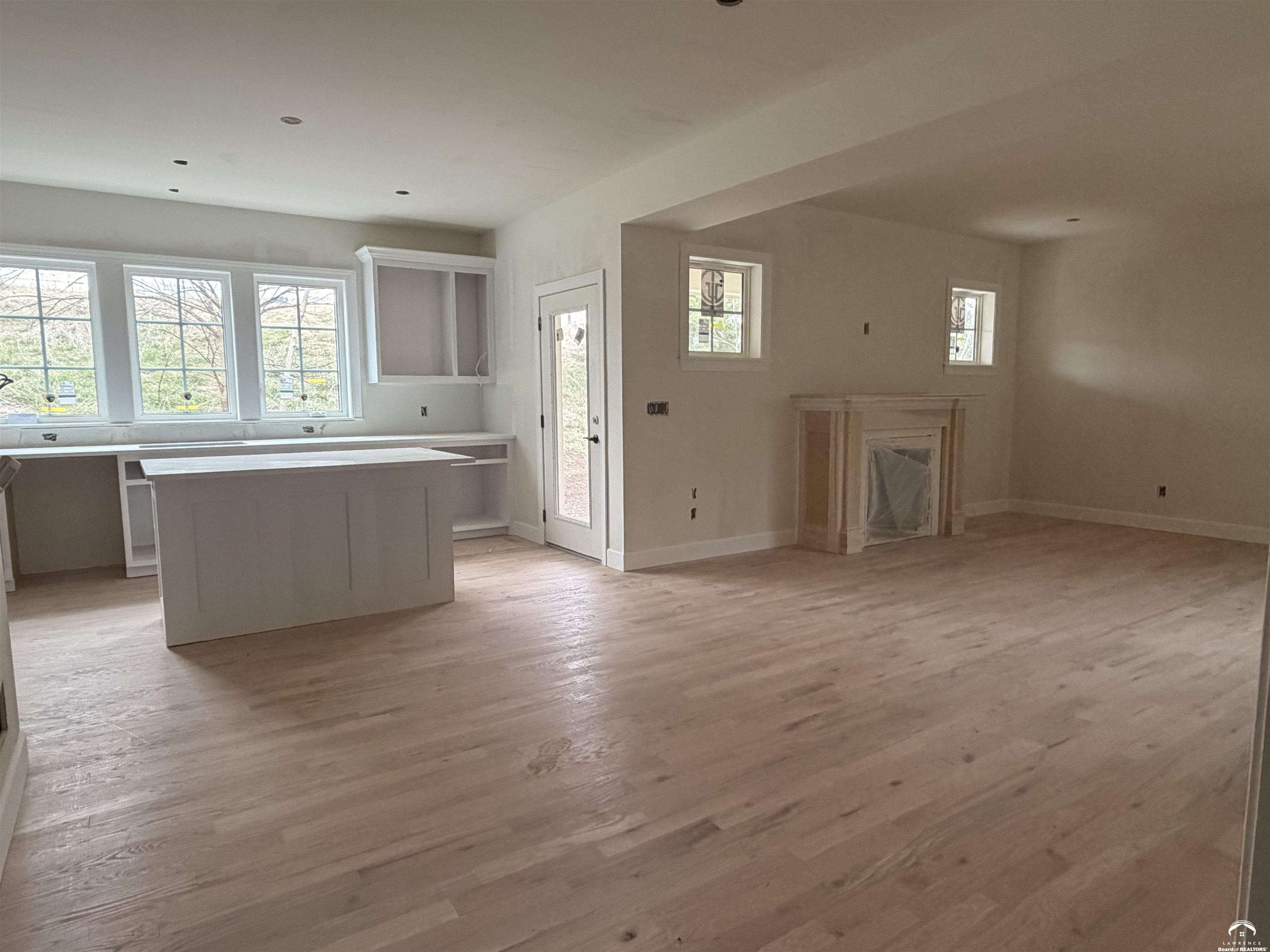 5620 Maggie Way Lawrence, KS 66049 - Photo 5 of 13