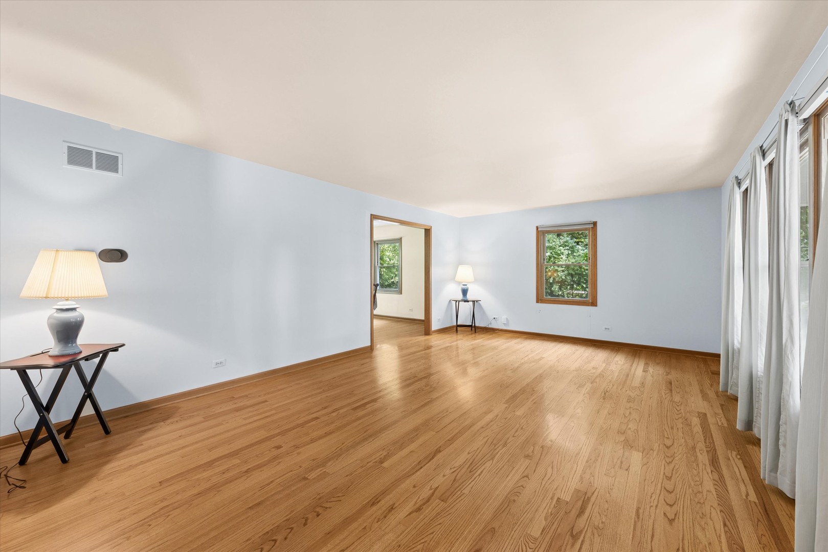 6N115 Riverside Drive St. Charles, IL 60174 - Photo 4 of 42