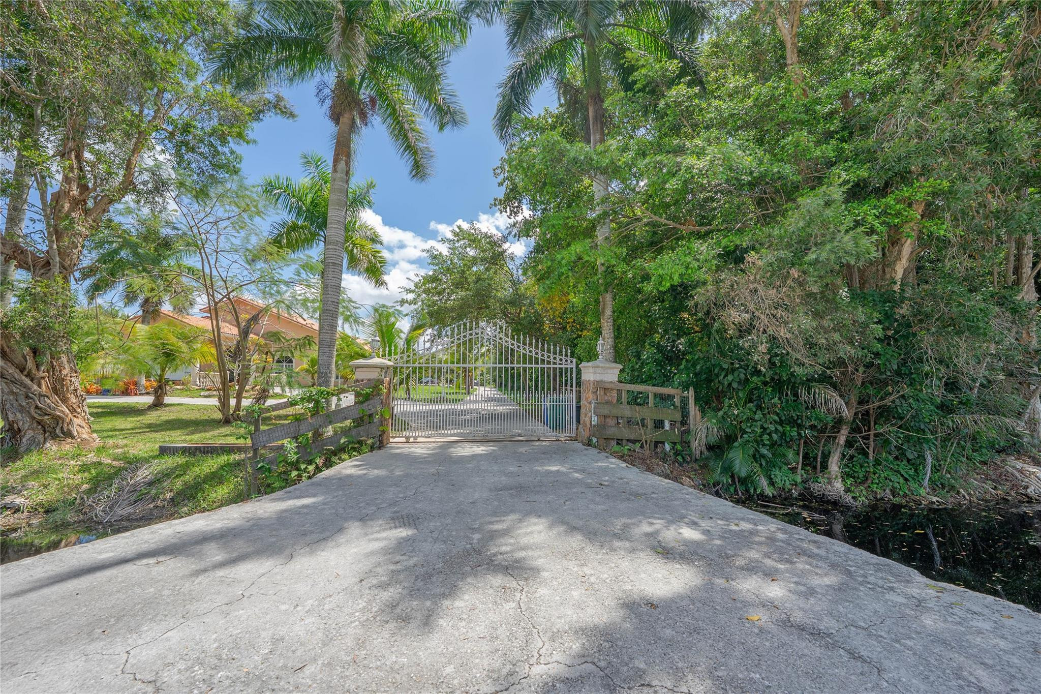 14630 Luray Road Southwest Ranches, FL 33330 - Photo 44 of 54 Photo 45
