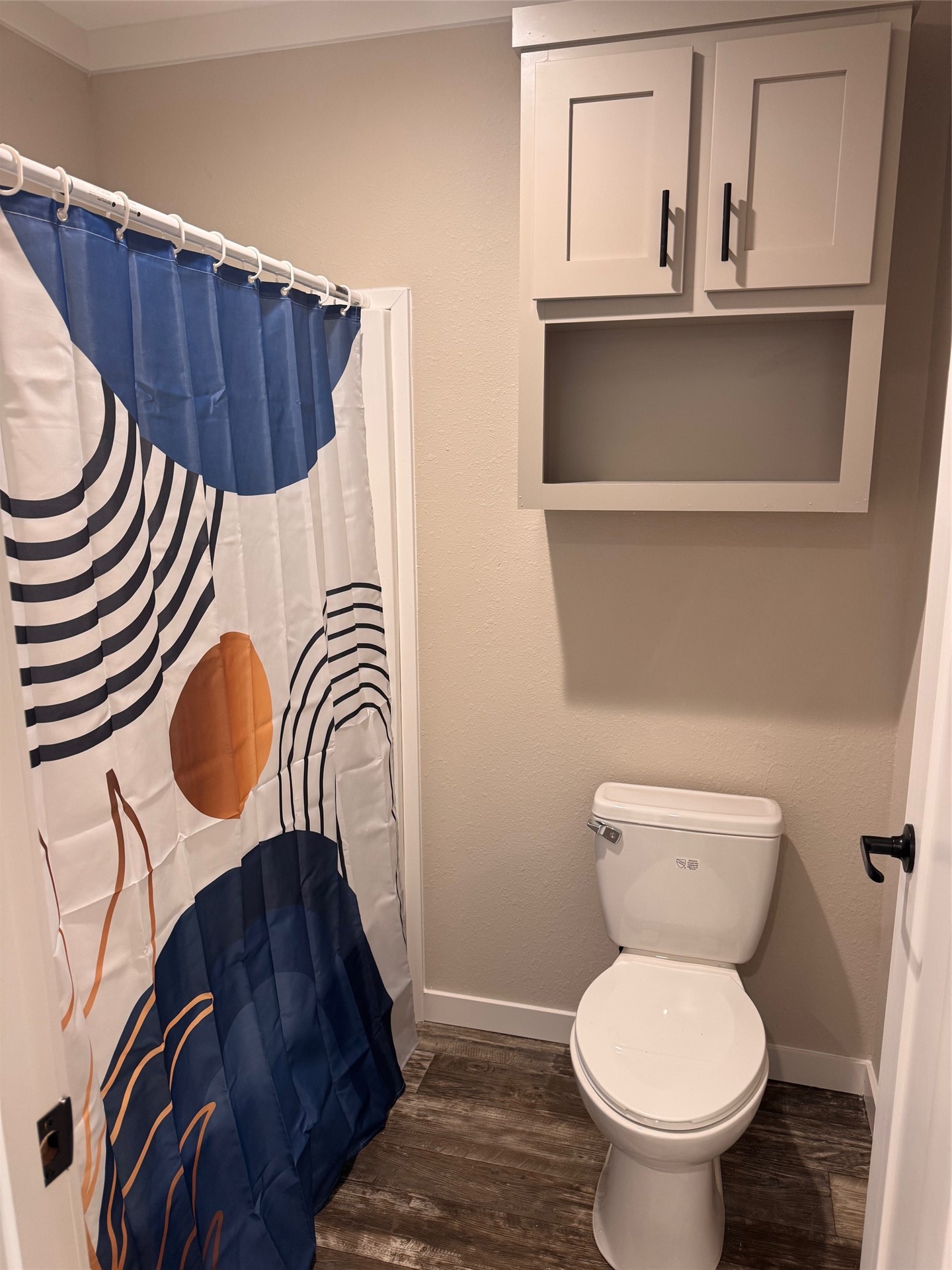 273535 Murrhee Road Hilliard, FL 32046 - Photo 23 of 25 a bathroom with a toilet and a mirror