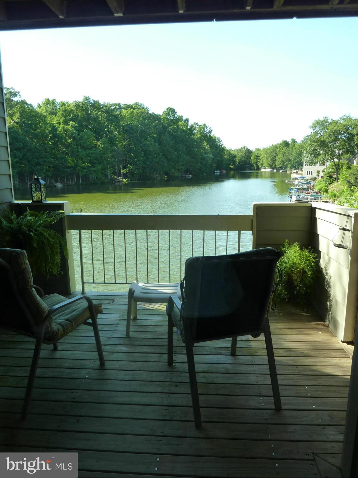 11300 Harbor Court, Unit 113 Reston, VA 20191 - Photo 25 of 26 See the sunsets