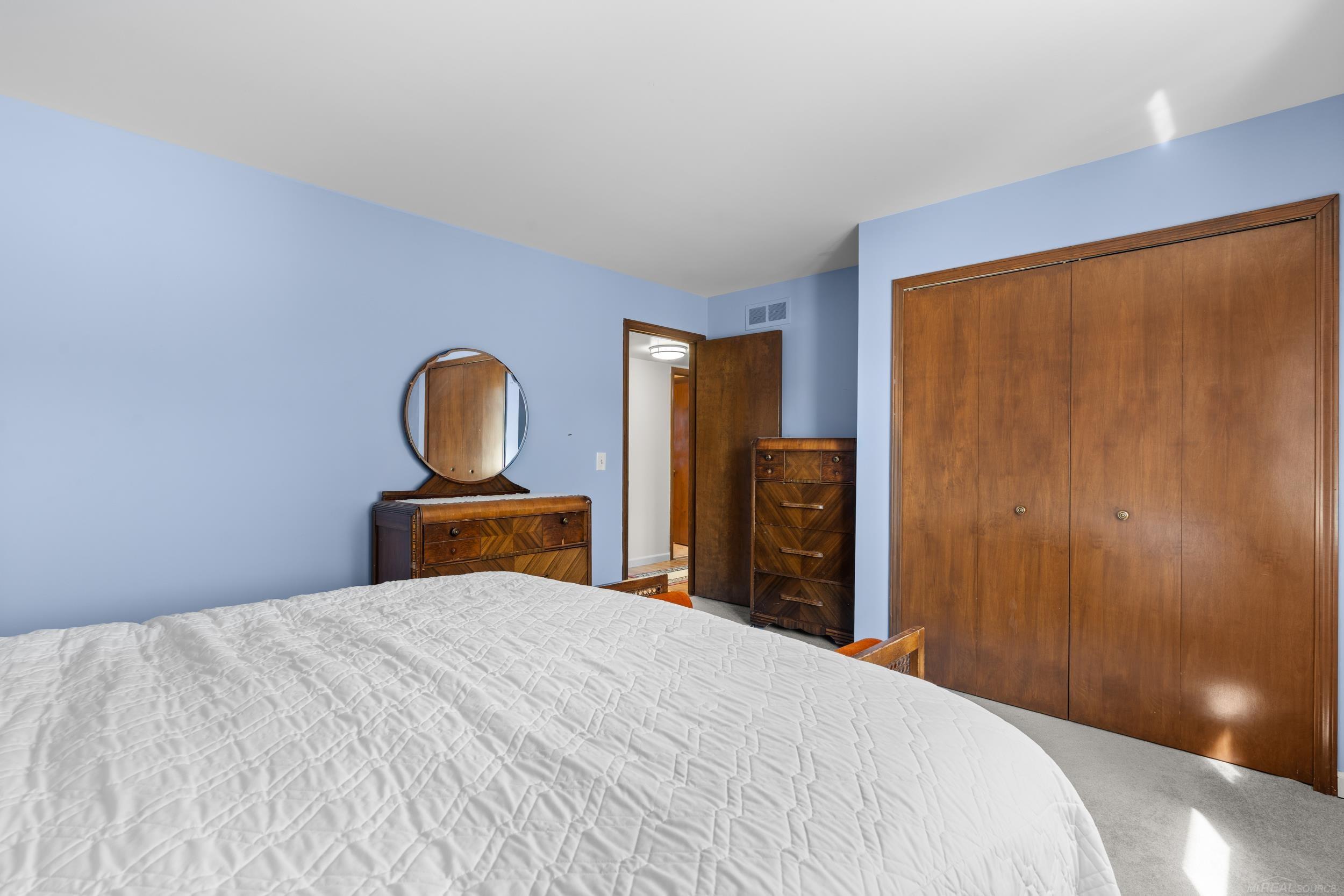 2352 Cumberland Road Rochester Hills, MI 48307 - Photo 30 of 39