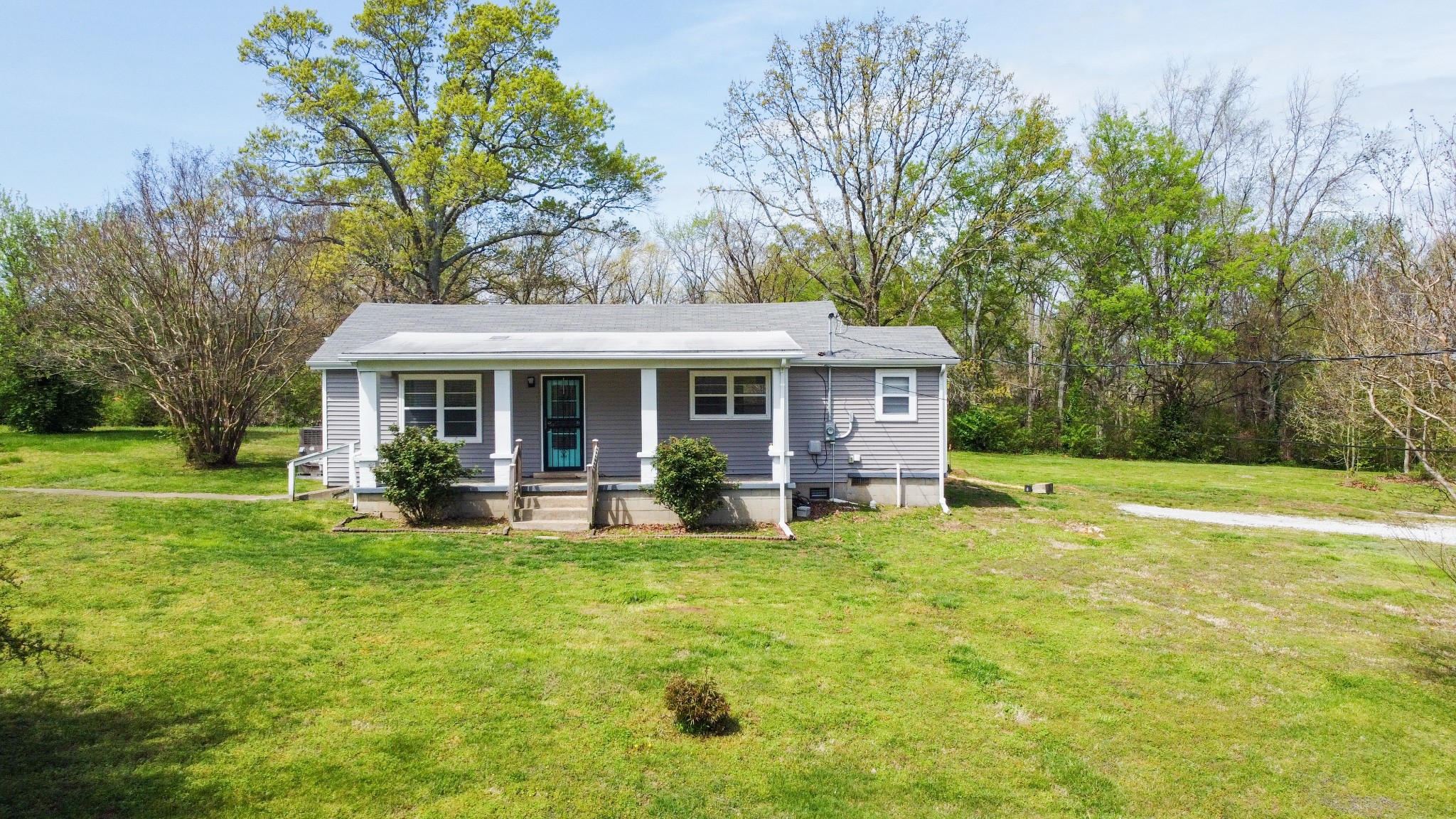 1735 Old Columbia Road Dickson, TN 37055 - Photo 7 of 20 Gallery Image 7