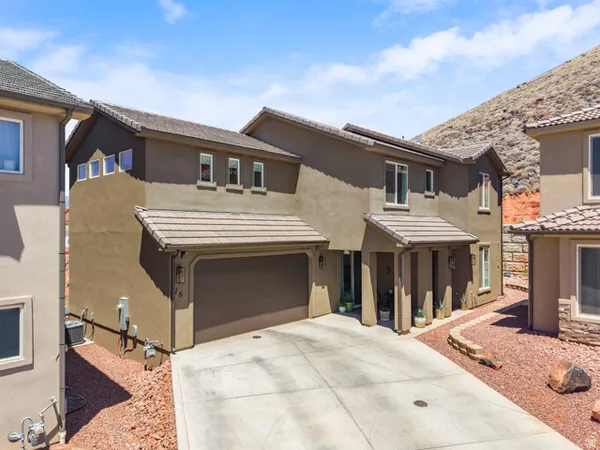 $495,000 | 438 North Stone Mountain Drive, St. George, UT 84770