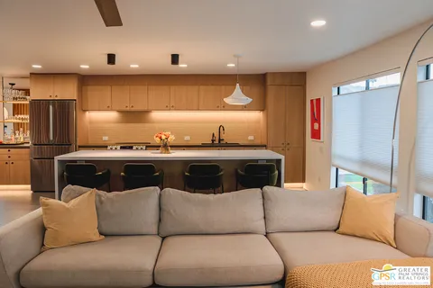 $729,000 | 2727 South Sierra Madre, Unit 3, Palm Springs, CA 92264