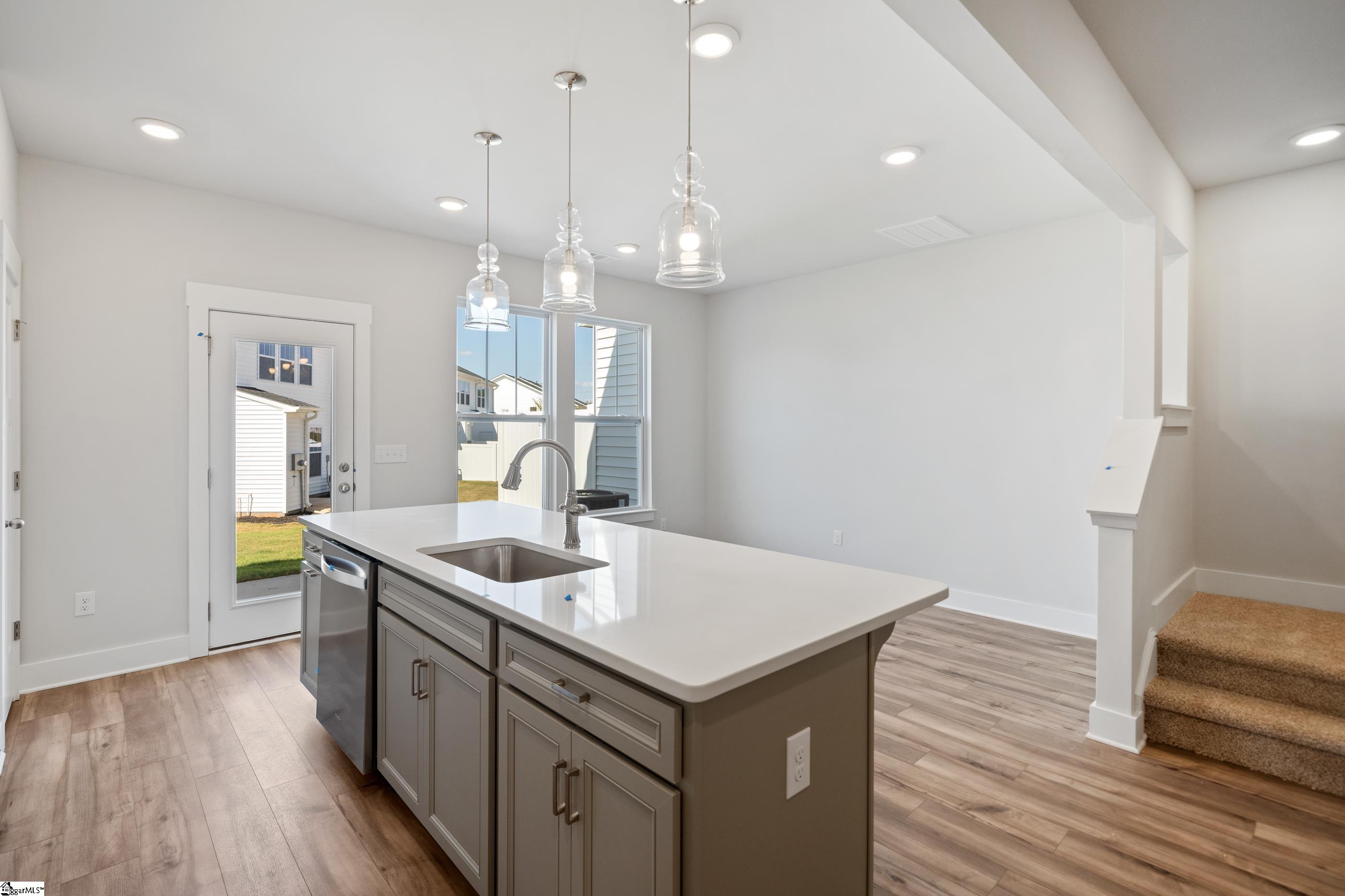 407 Hazelcote Road Greenville, SC 29611 - Photo 14 of 29