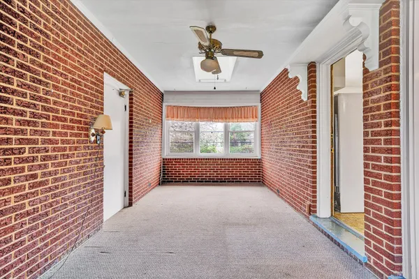 $309,900 | 3038 Dover Drive, Roanoke, VA 24018