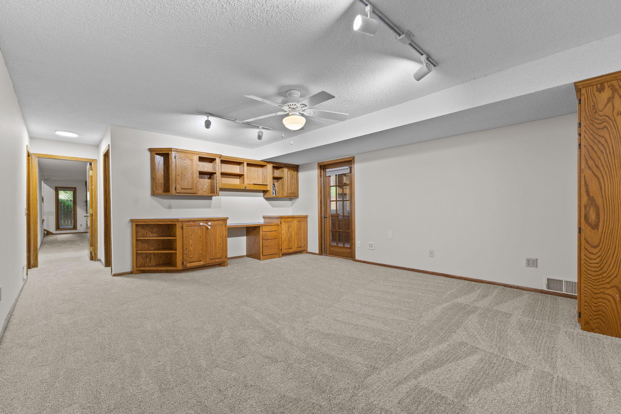 1306 Berry Ridge Road Eagan, MN 55123 - Photo 42 of 61
