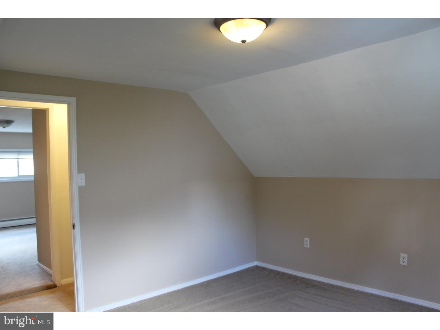 47 Rustleaf Lane Levittown, PA 19055 - Photo 16 of 20 Gallery Image 16