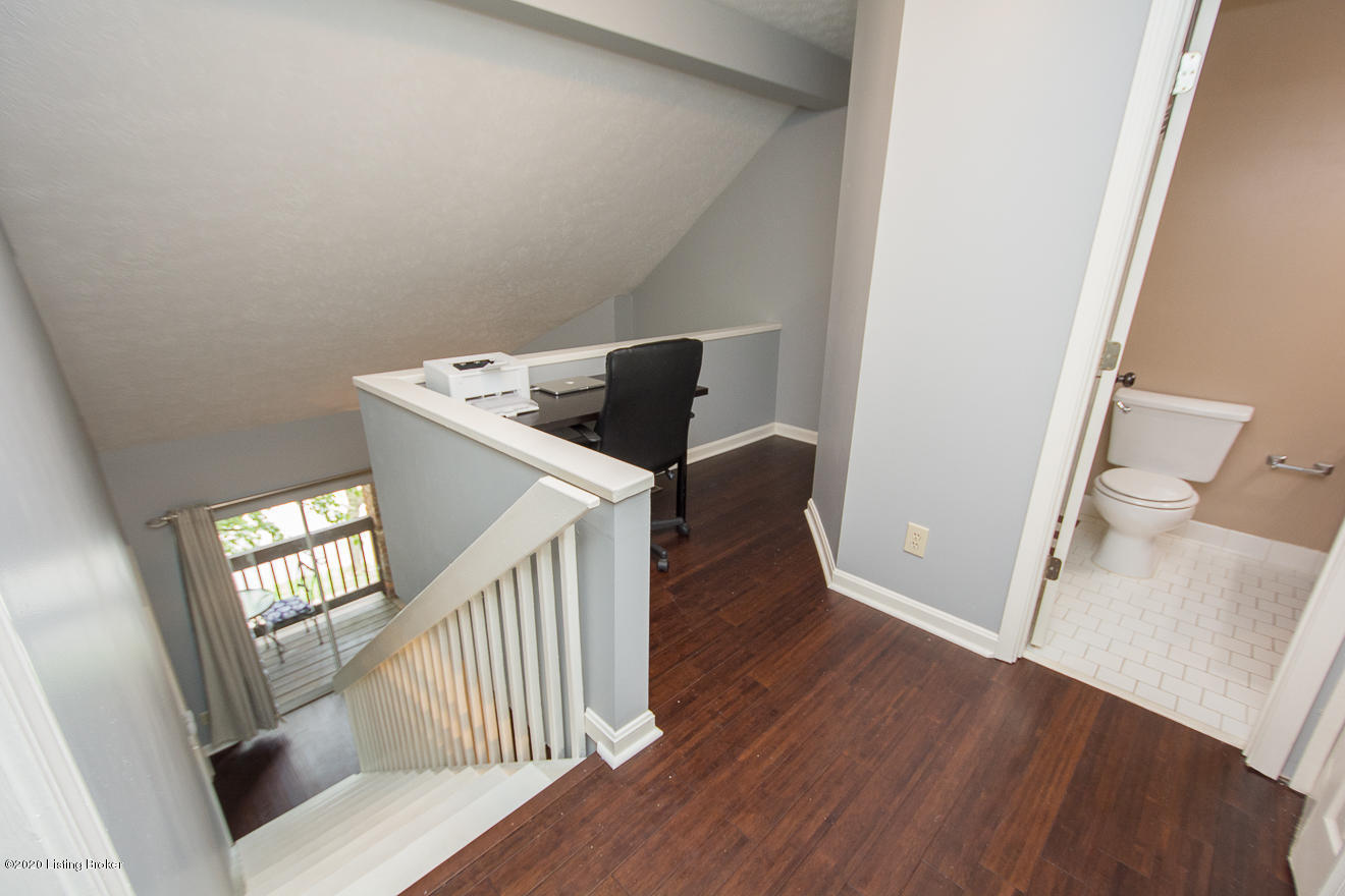 1236 Lexington Road, Unit 202 Louisville, KY 40206 - Photo 16 of 28 Loft