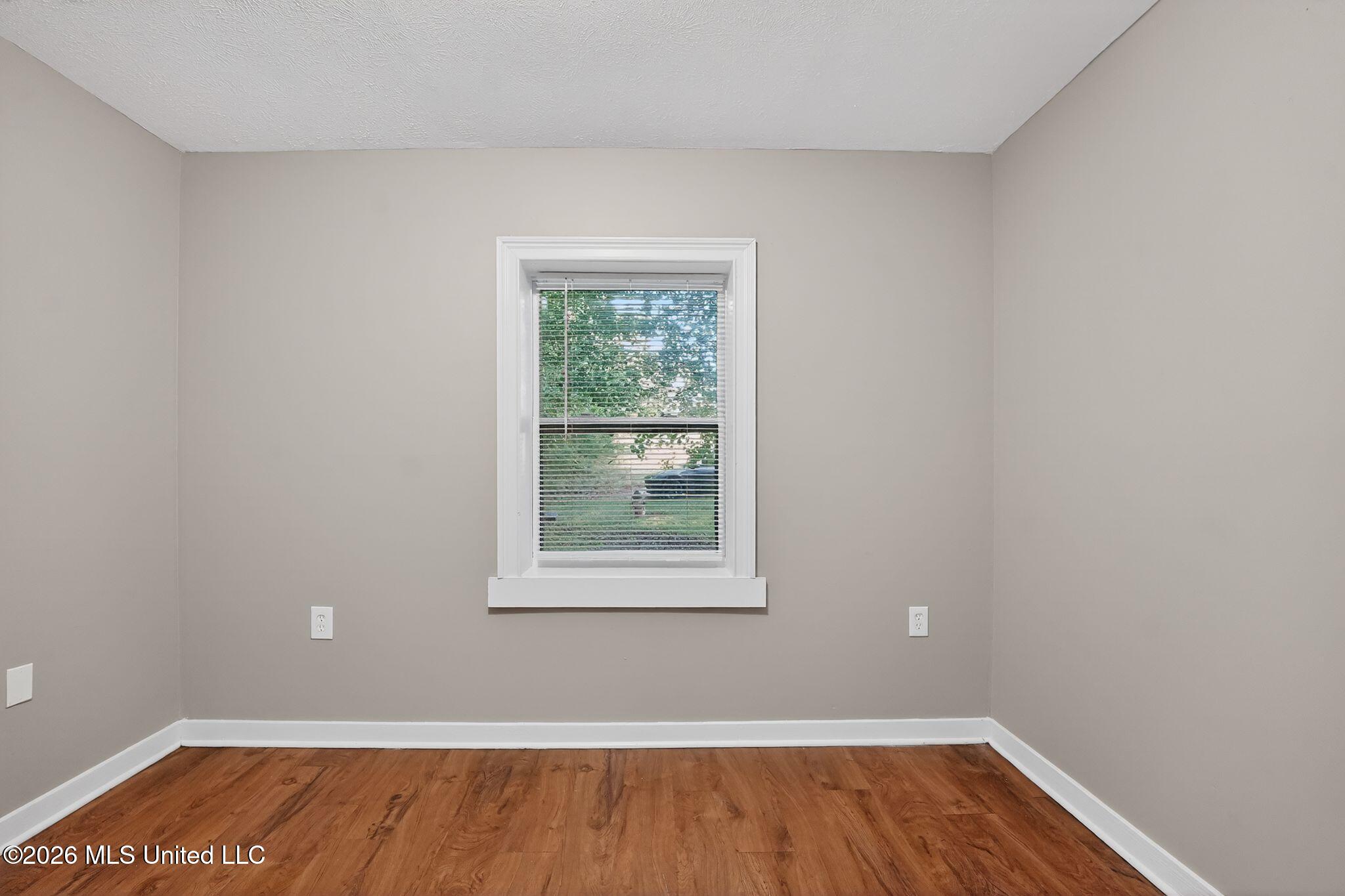 4090 Puckett Road Jackson, MS 39212 - Photo 14 of 38 14_4090_Puckett_Rd_Jackson_MS_39212-Livi