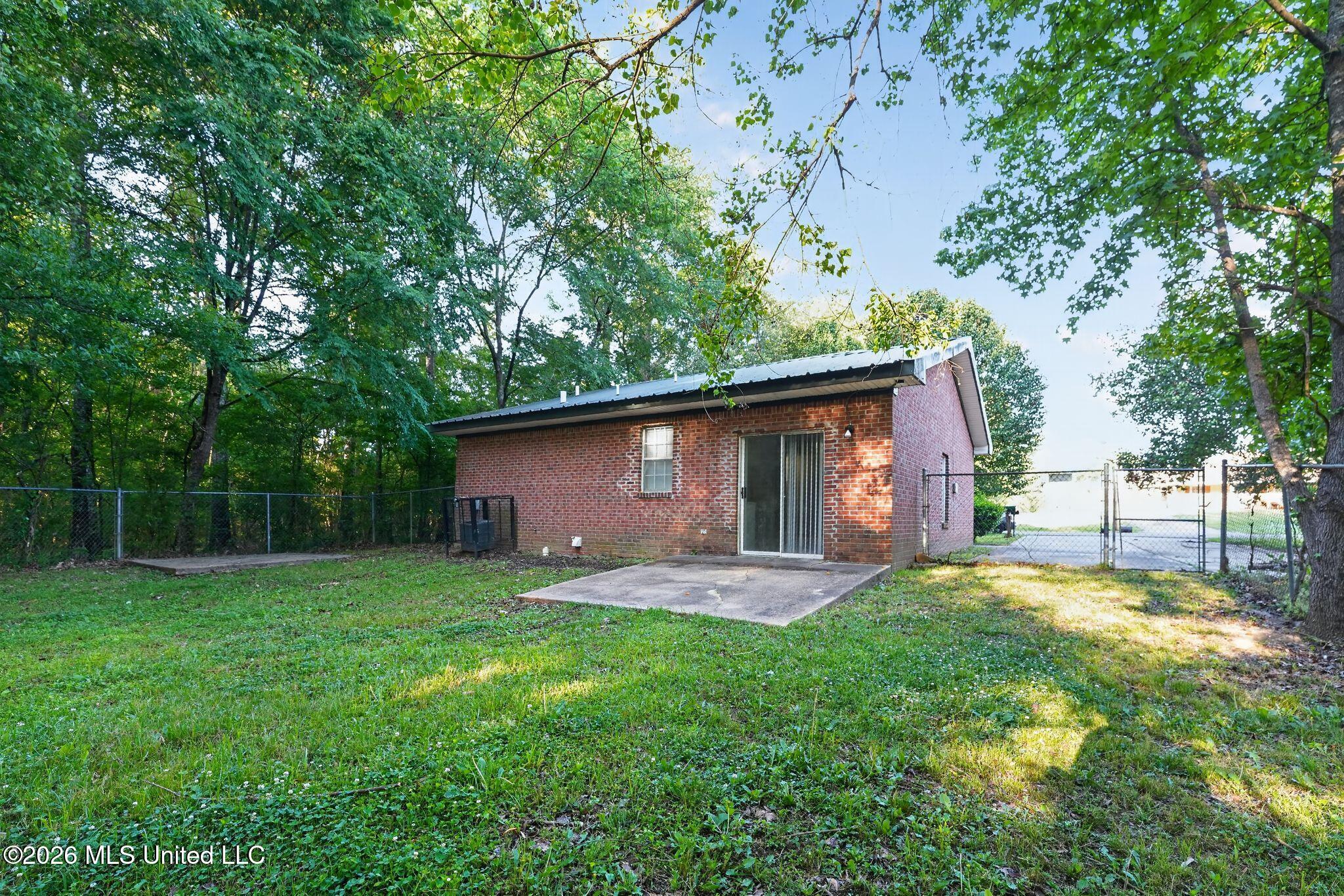 4090 Puckett Road Jackson, MS 39212 - Photo 2 of 38 03_4090_Puckett_Rd_Jackson_MS_39212-Exte