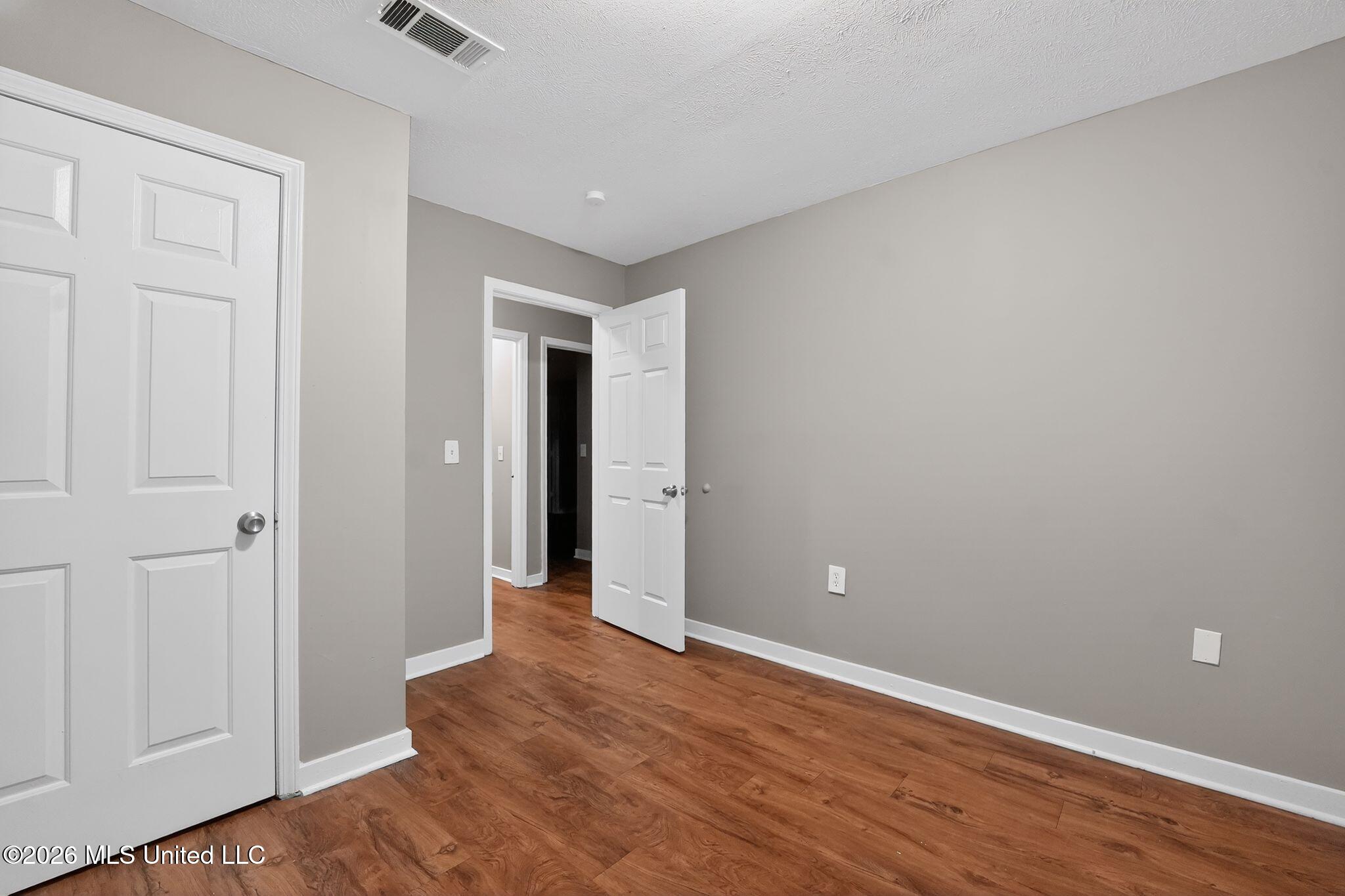 4090 Puckett Road Jackson, MS 39212 - Photo 30 of 38 30_4090_Puckett_Rd_Jackson_MS_39212-Bedr