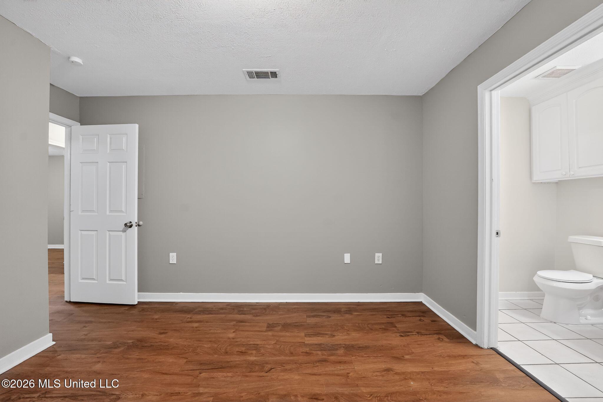 4090 Puckett Road Jackson, MS 39212 - Photo 32 of 38 32_4090_Puckett_Rd_Jackson_MS_39212-Bedr