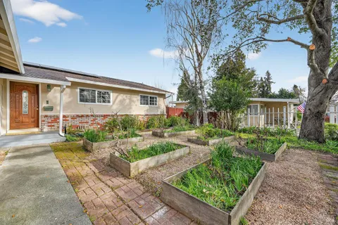$772,500 | 2312 Kathleen Drive, Napa, CA 94558