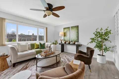 $772,500 | 2312 Kathleen Drive, Napa, CA 94558