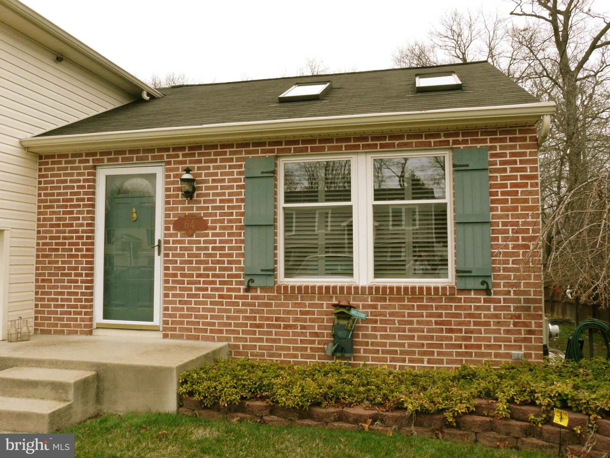 64 Yew Road Baltimore, MD 21221 - Photo 3 of 30 a front view of a house