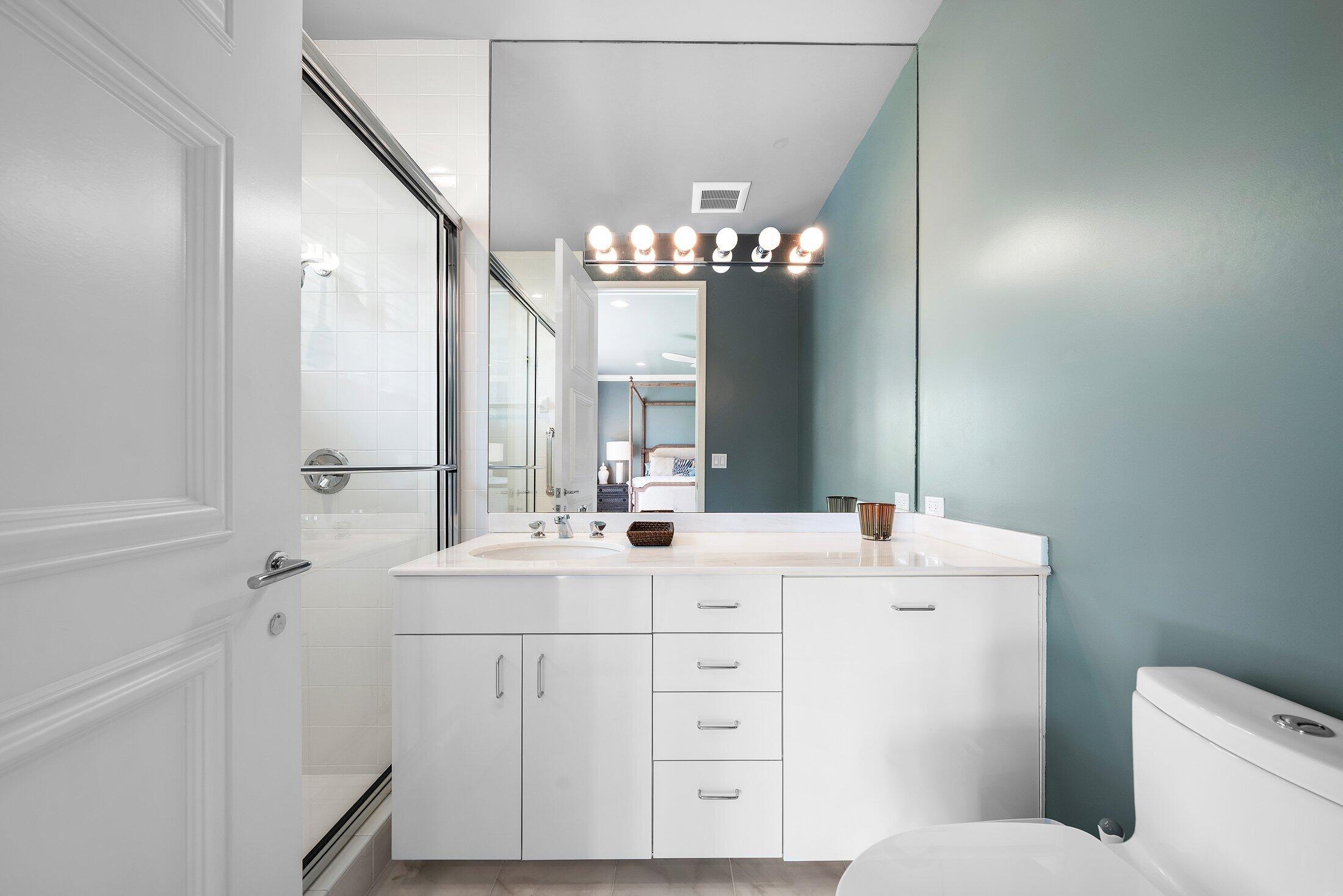 17153 Ericarose Court Boca Raton, FL 33496 - Photo 41 of 133 VIP Suite #2 Bath