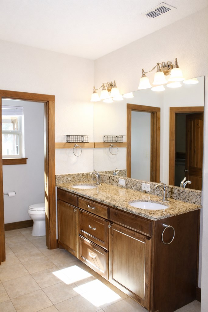 701 Bushwhack Road Kerrville, TX 78028 - Photo 19 of 31