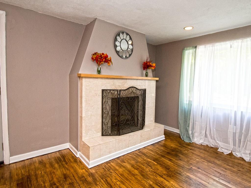 39 McMichael Road Carnegie, PA 15106 - Photo 2 of 17 Gallery Image 2