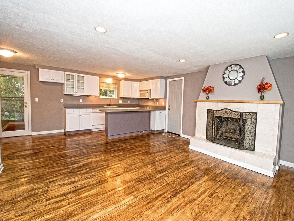 39 McMichael Road Carnegie, PA 15106 - Photo 4 of 17 Gallery Image 4