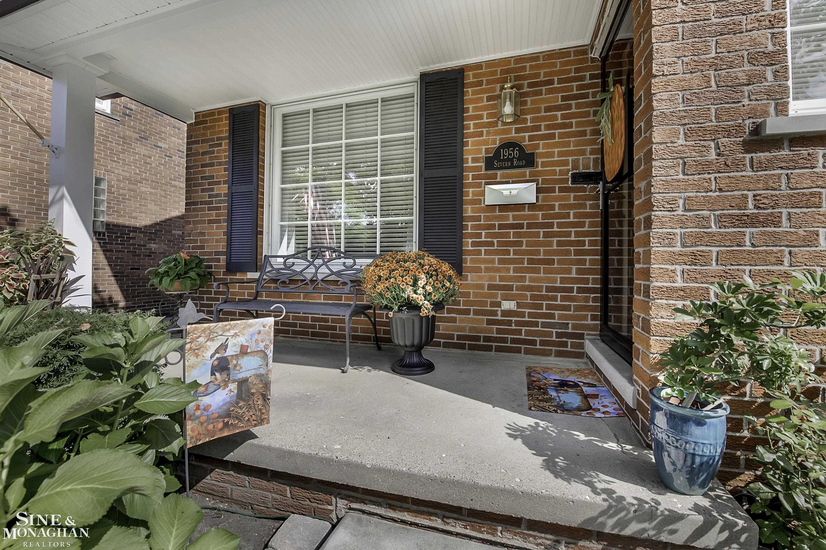 1956 Severn Road Grosse Pointe Woods, MI 48236 - Photo 2 of 40