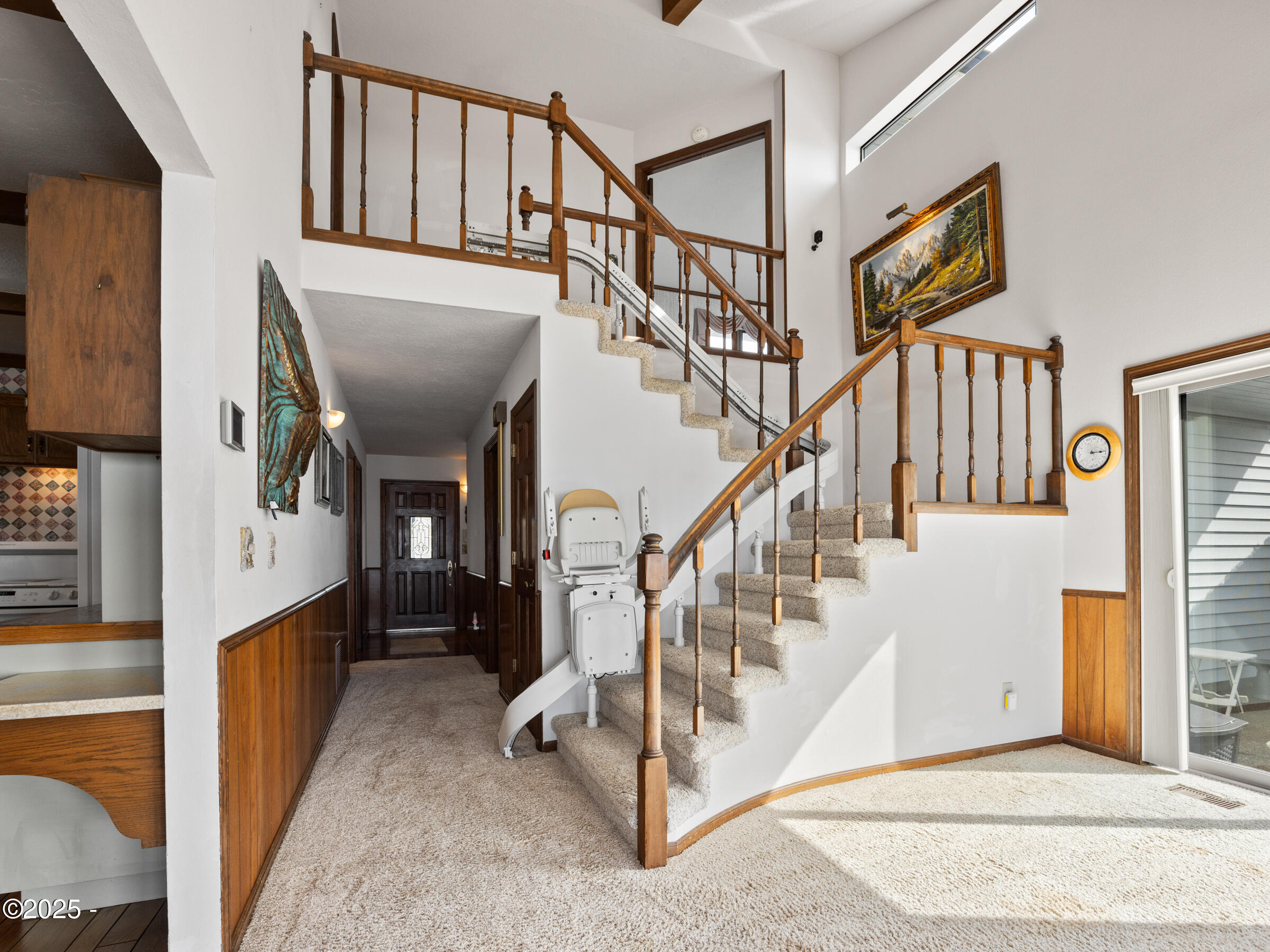 1016 Southwest Mark Street Newport, OR 97365 - Photo 22 of 70 Stairs
