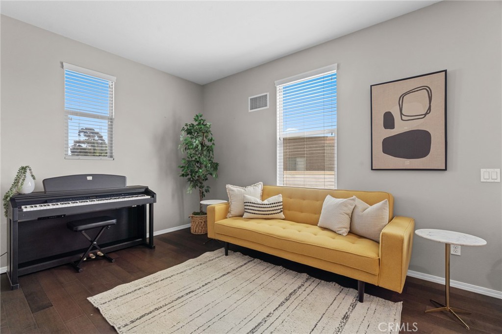 5321 Ocean, Unit 101 Hawthorne, CA 90250 - Photo 21 of 36 a living room with furniture and a window