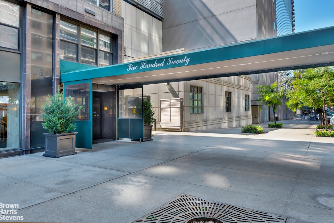 520 East 72nd Street, Unit 3G Manhattan, NY 10021 - Photo 11 of 15 a view of entrance door of building