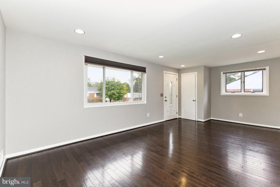 11903 Judson Road Silver Spring, MD 20902 - Photo 4 of 24