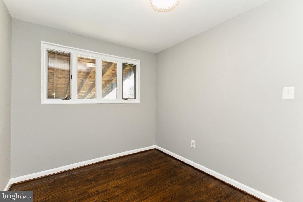 11903 Judson Road Silver Spring, MD 20902 - Photo 9 of 24