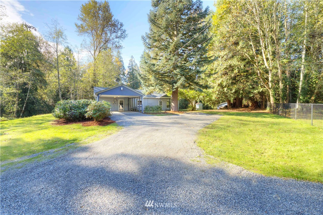 14545 Cedar Grove Road Southeast Issaquah, WA 98027 - Photo 3 of 40 Gallery Image 3