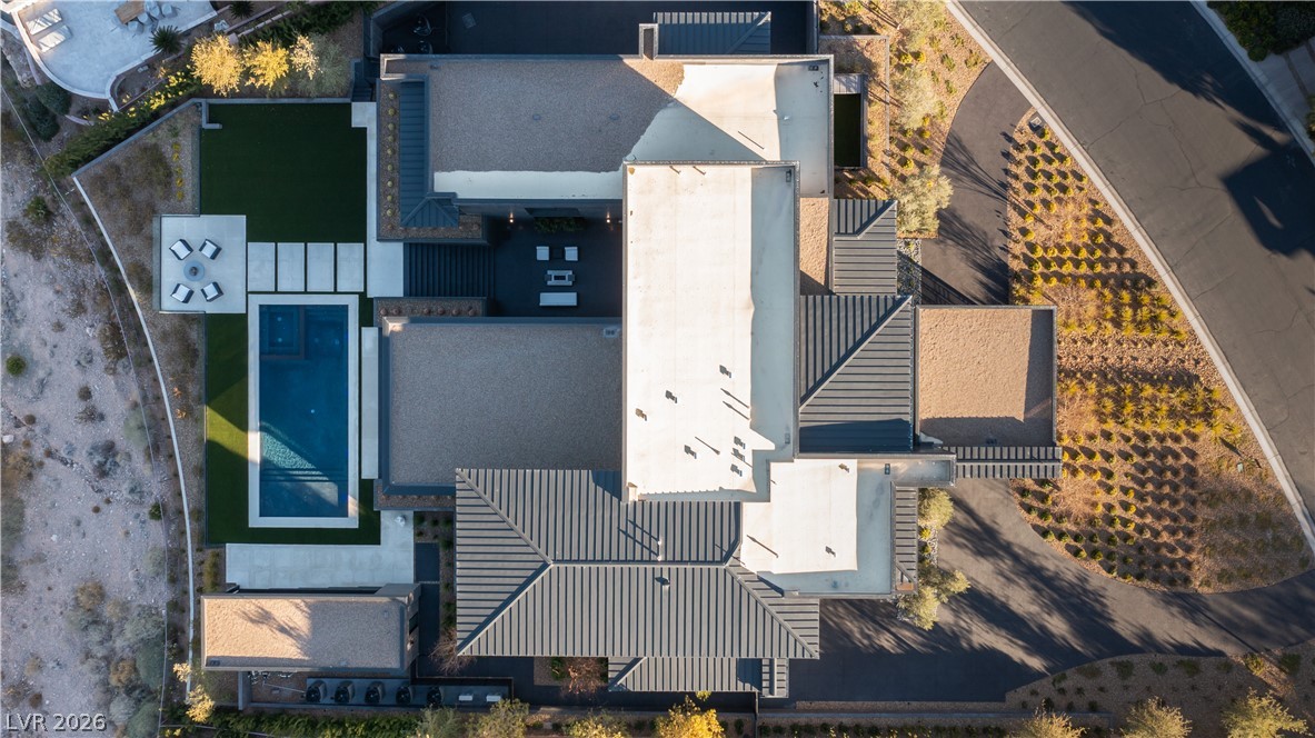 44 Hawk Ridge Drive Las Vegas, NV 89135 - Photo 7 of 68