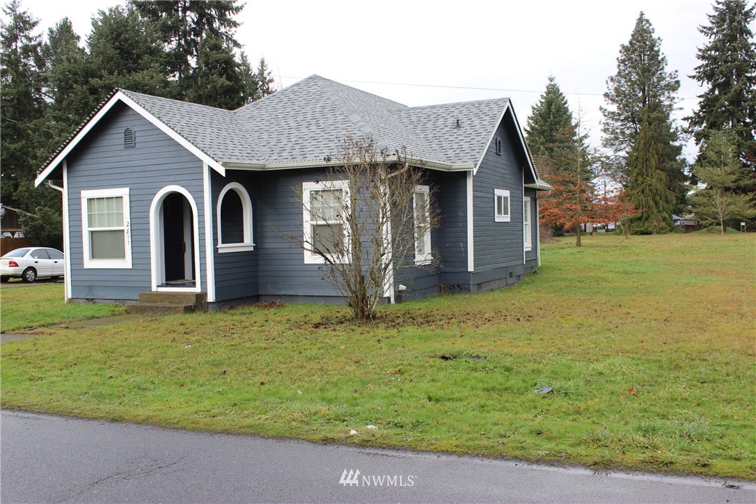 2811 Russell Road Centralia, WA 98531 - Photo 1 of 22 Gallery Image 1