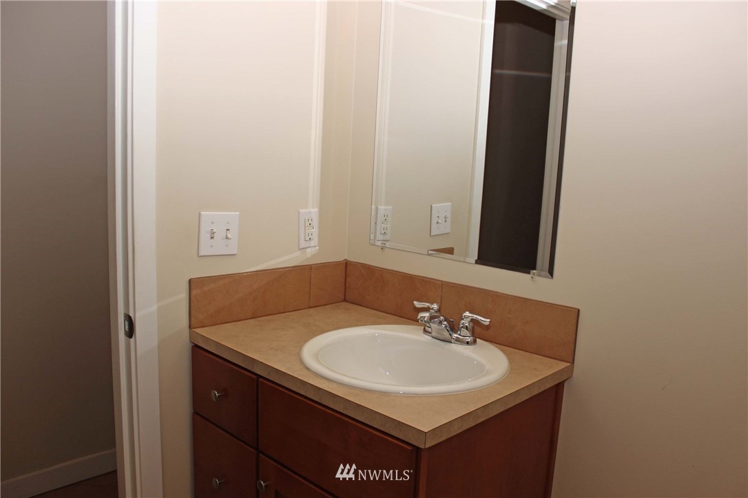 2811 Russell Road Centralia, WA 98531 - Photo 18 of 22 Gallery Image 18