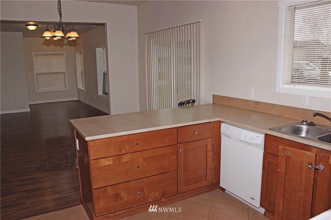 2811 Russell Road Centralia, WA 98531 - Photo 9 of 22 Gallery Image 9