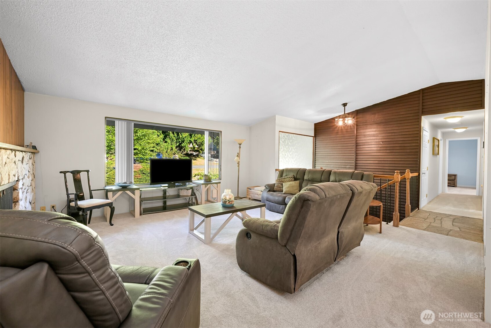 2011 Windsor Drive Mount Vernon, WA 98273 - Photo 4 of 30