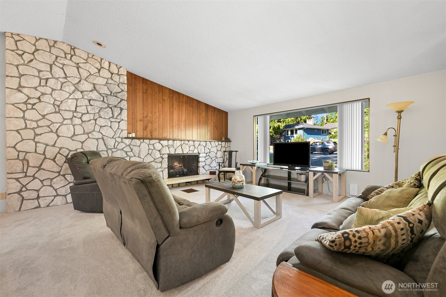 2011 Windsor Drive Mount Vernon, WA 98273 - Photo 5 of 30