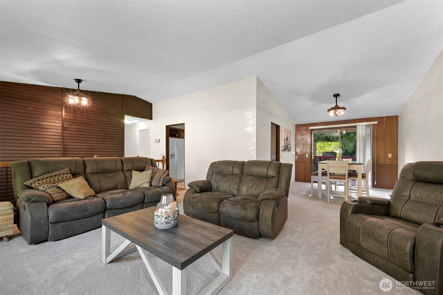 2011 Windsor Drive Mount Vernon, WA 98273 - Photo 6 of 30