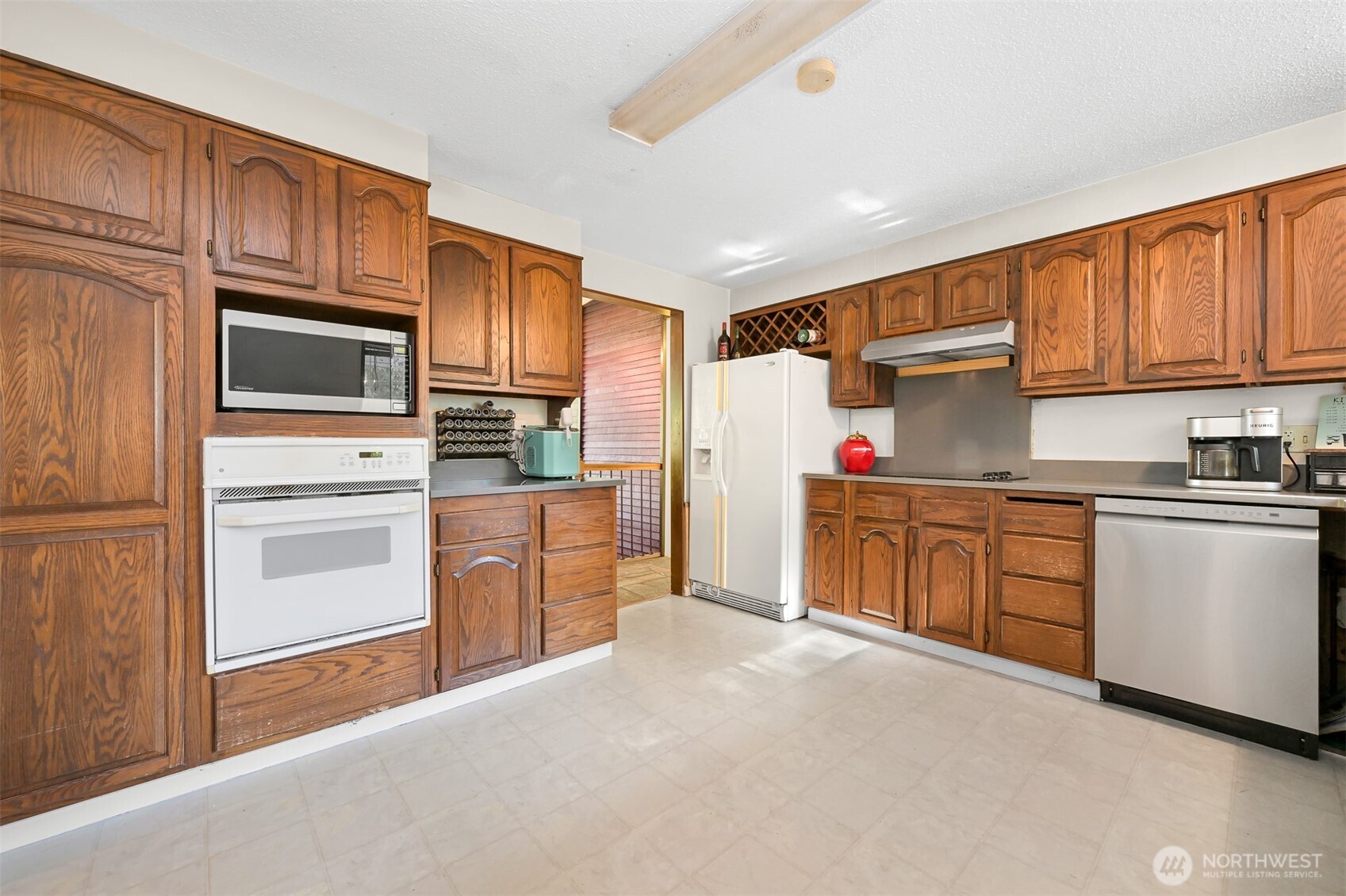 2011 Windsor Drive Mount Vernon, WA 98273 - Photo 9 of 30