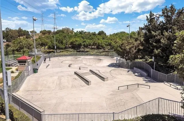 $4,450 | 6 Evergreen Road, Ladera Ranch, CA 92694